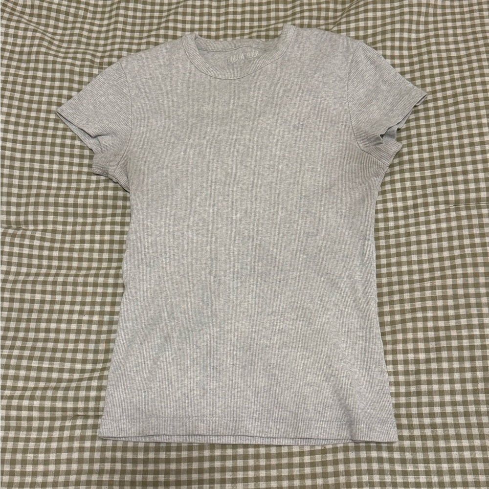 Djerf Avenue Daily T-Shirt Ribbed in Gray Melange